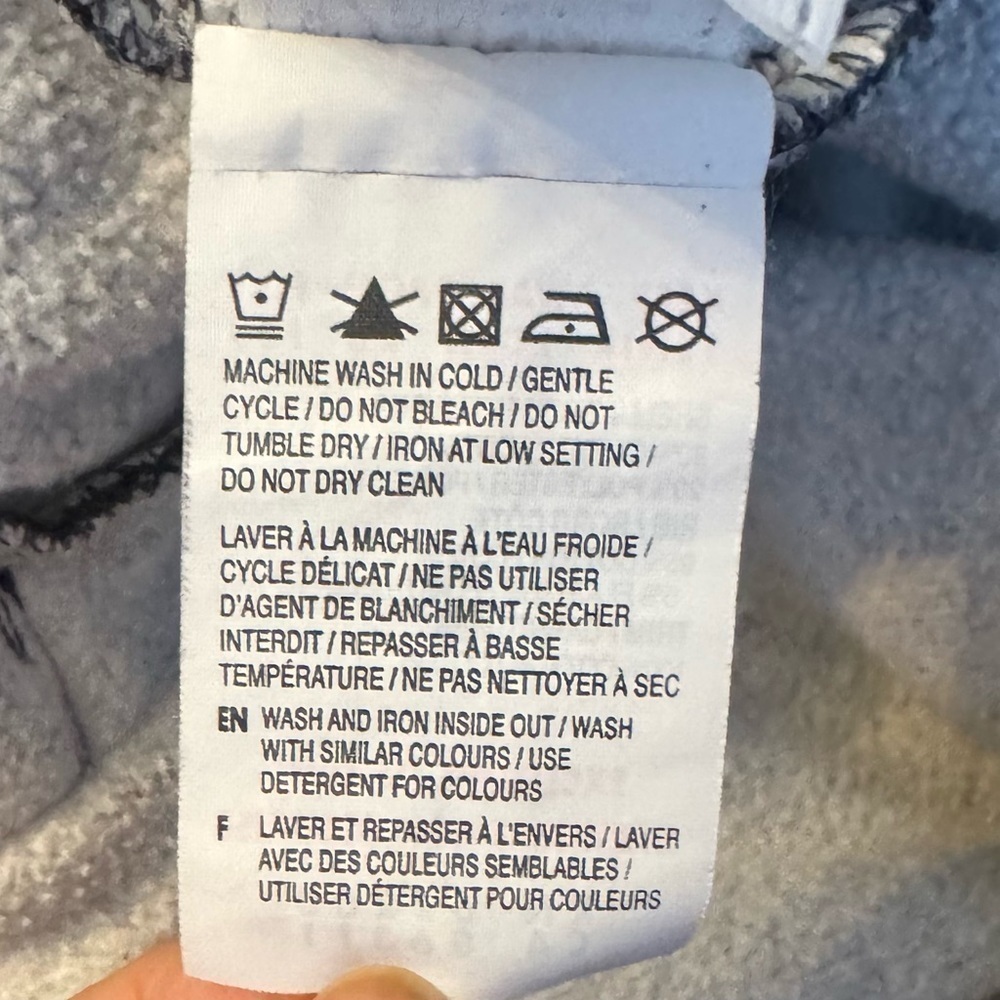 Size M/L - PUMA Hoodie - Picture 3 of 6